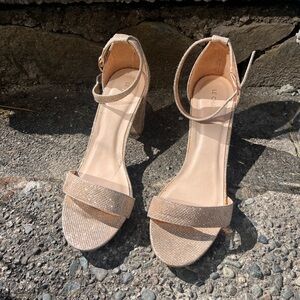 Gold Le Château heels